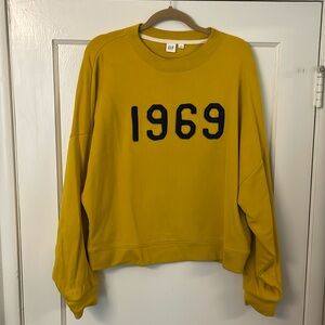 Gap 1969 pullover sweatshirt